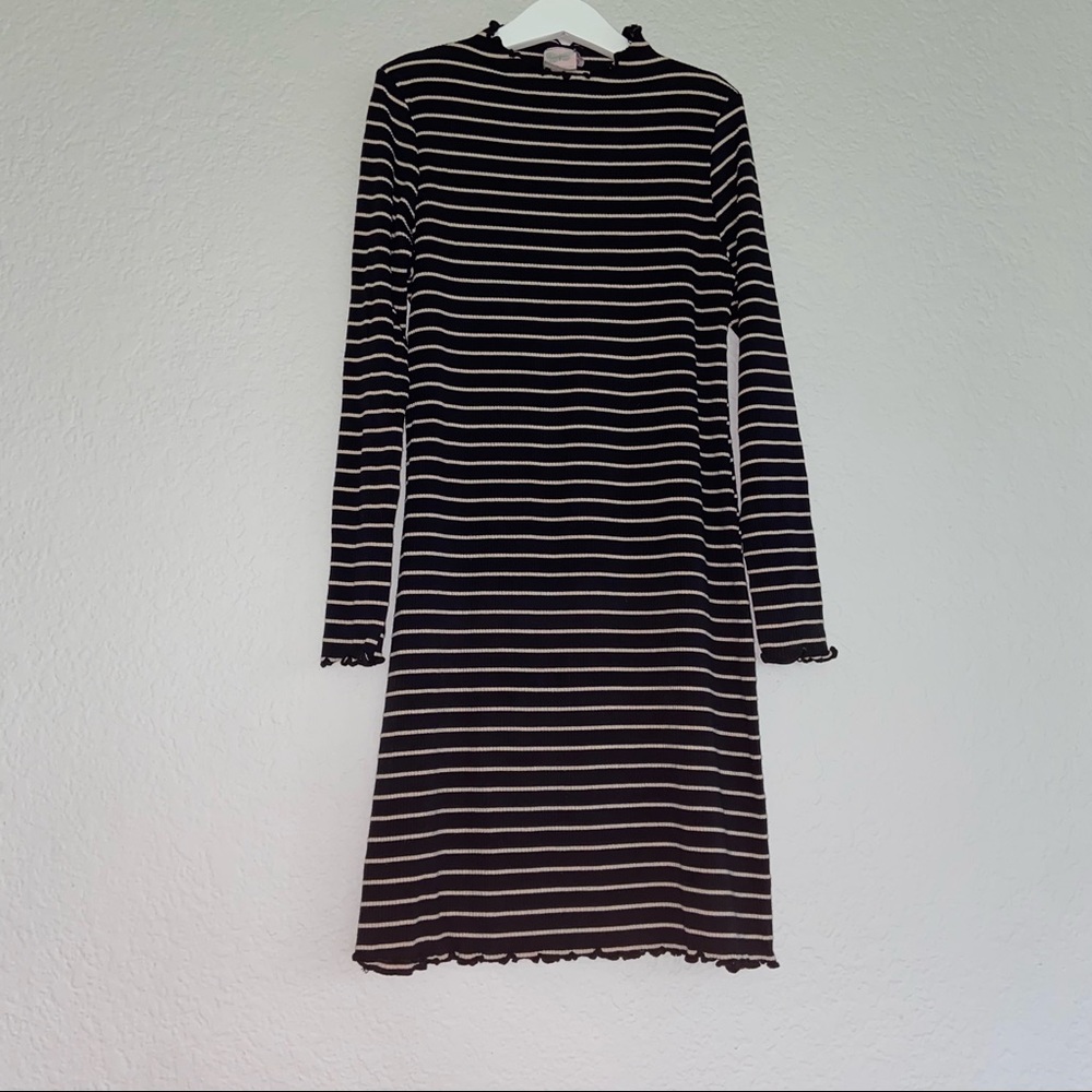 For all seasons by proper crane striped ribbed tween dress size XL black/white